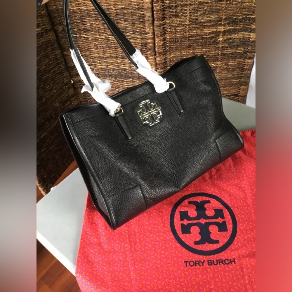 TORY BURCH LARGE LEATHER TOTE WITH MUCH SPACE INNER POCKETS LARGE DUST BAG - Picture 6 of 16